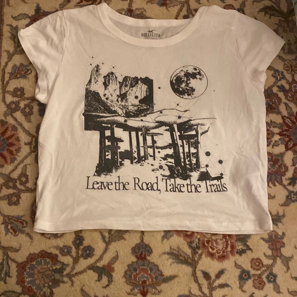 Hollister baby tee!